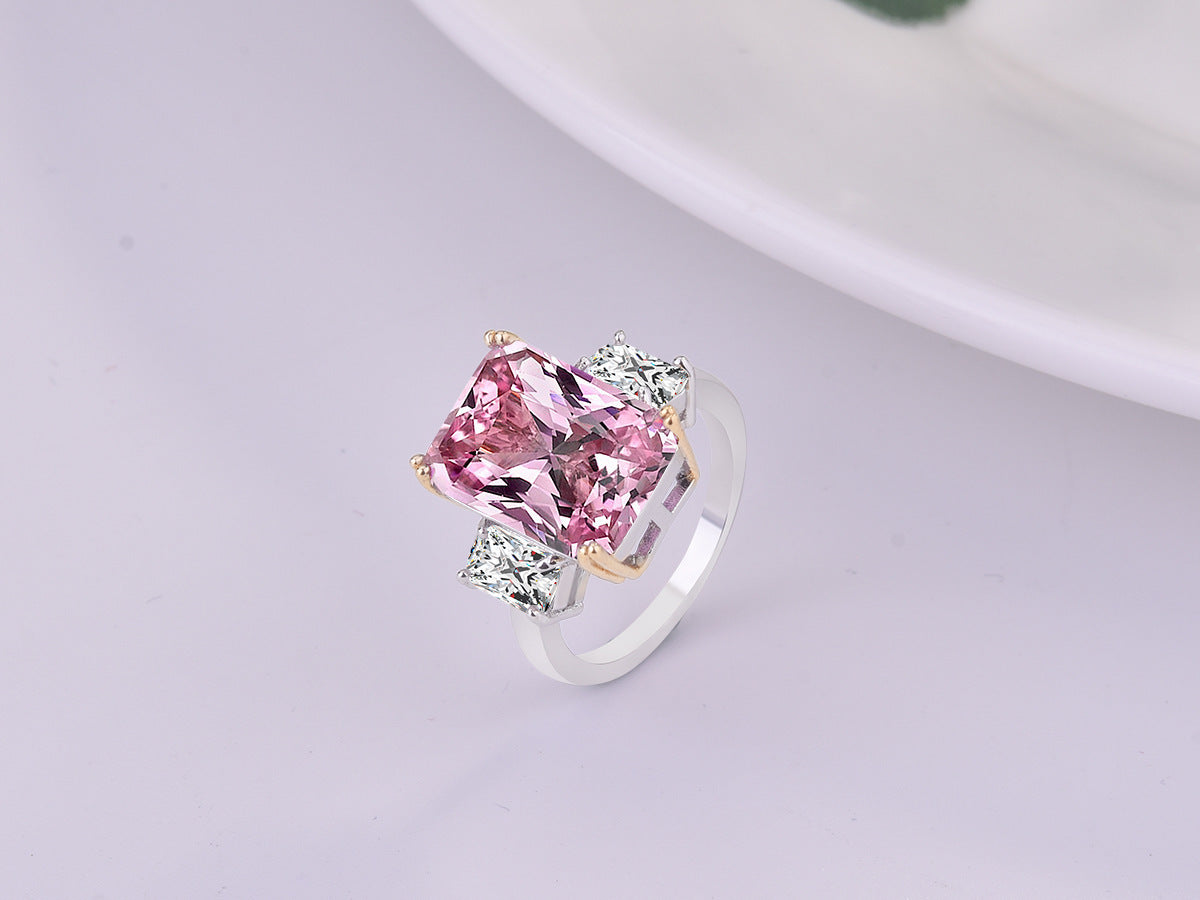 Two-Tone Square Princess Triangle Diamond Ring