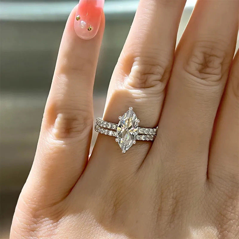 Fashion Shiny Couple Rings Female Inlaid Geometric Zircon Ring