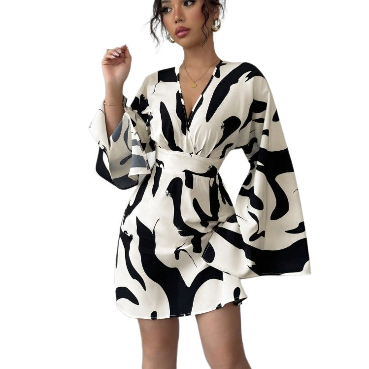 New V-neck Abstract Printing Bell Sleeve Waist Dress