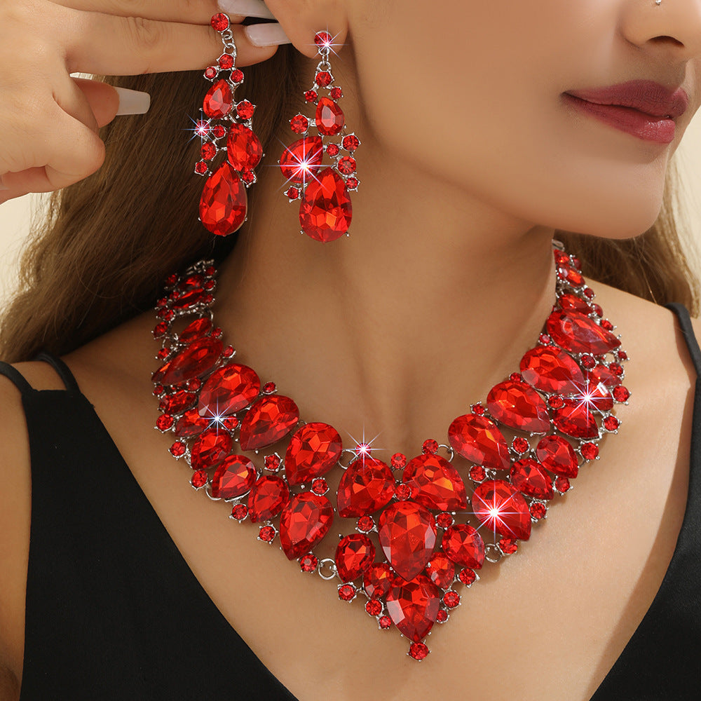 Atmospheric Red Crystal Necklace And Earrings Suite