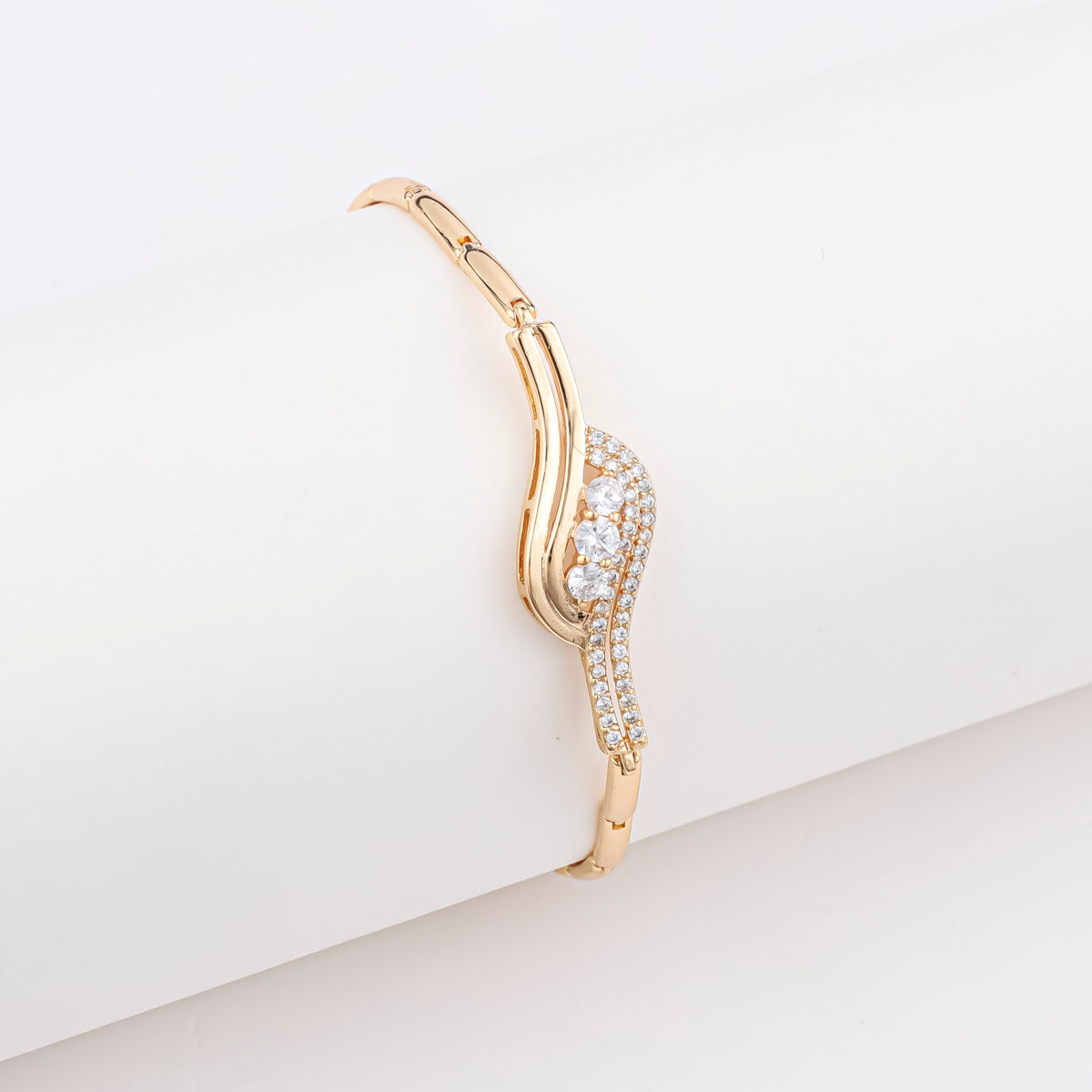 18K Gold-plated Butterfly Clover Copper Women's Bracelet