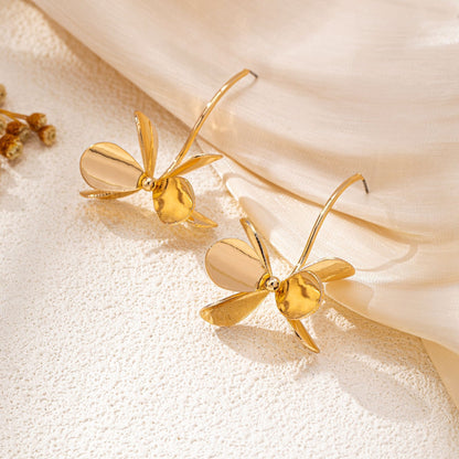 Stylish Flower Earrings Suitable For Women