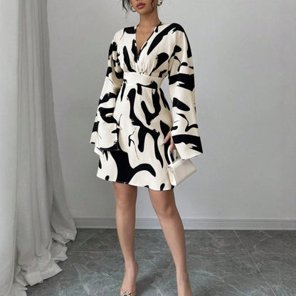 New V-neck Abstract Printing Bell Sleeve Waist Dress